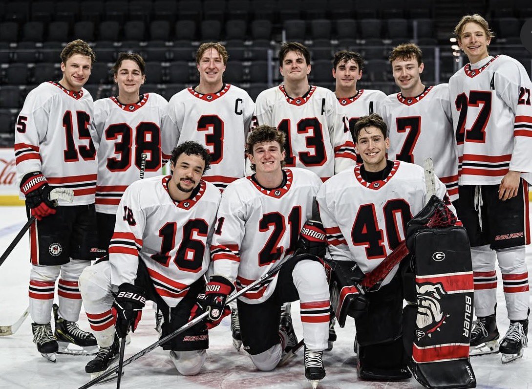 CampyCoach's tweet photo. Congratulations, Men! Amazing group of you men about to go for their dreams! @UGAHockey class of 2026 graduates! Wishing great success and happiness to each of you! Carpe Diem!  Seize the day, and grab full benefits when life challenges you. ❤️💪🙏 https://t.co/fBK5G3dipL