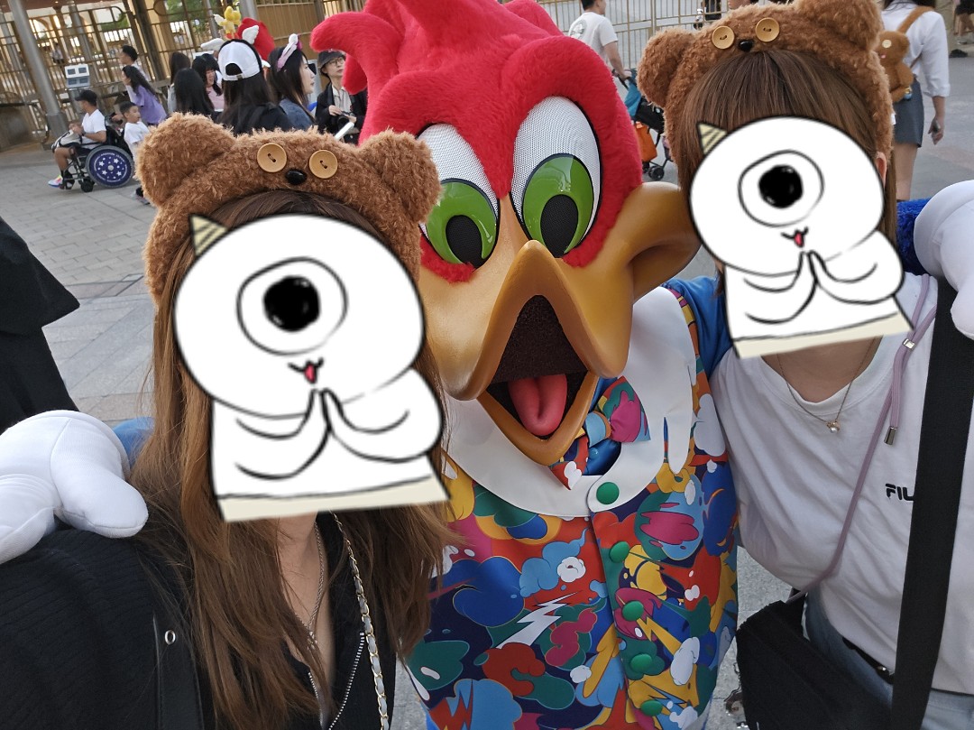 halca__1125_'s tweet photo. ユニバ楽しすぎたにょ〜 https://t.co/HrlY3H94gu