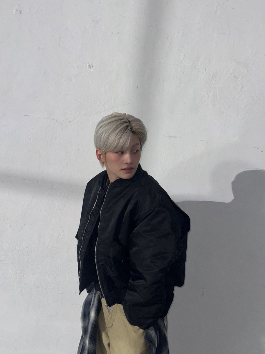 Jihoon?! tweet media