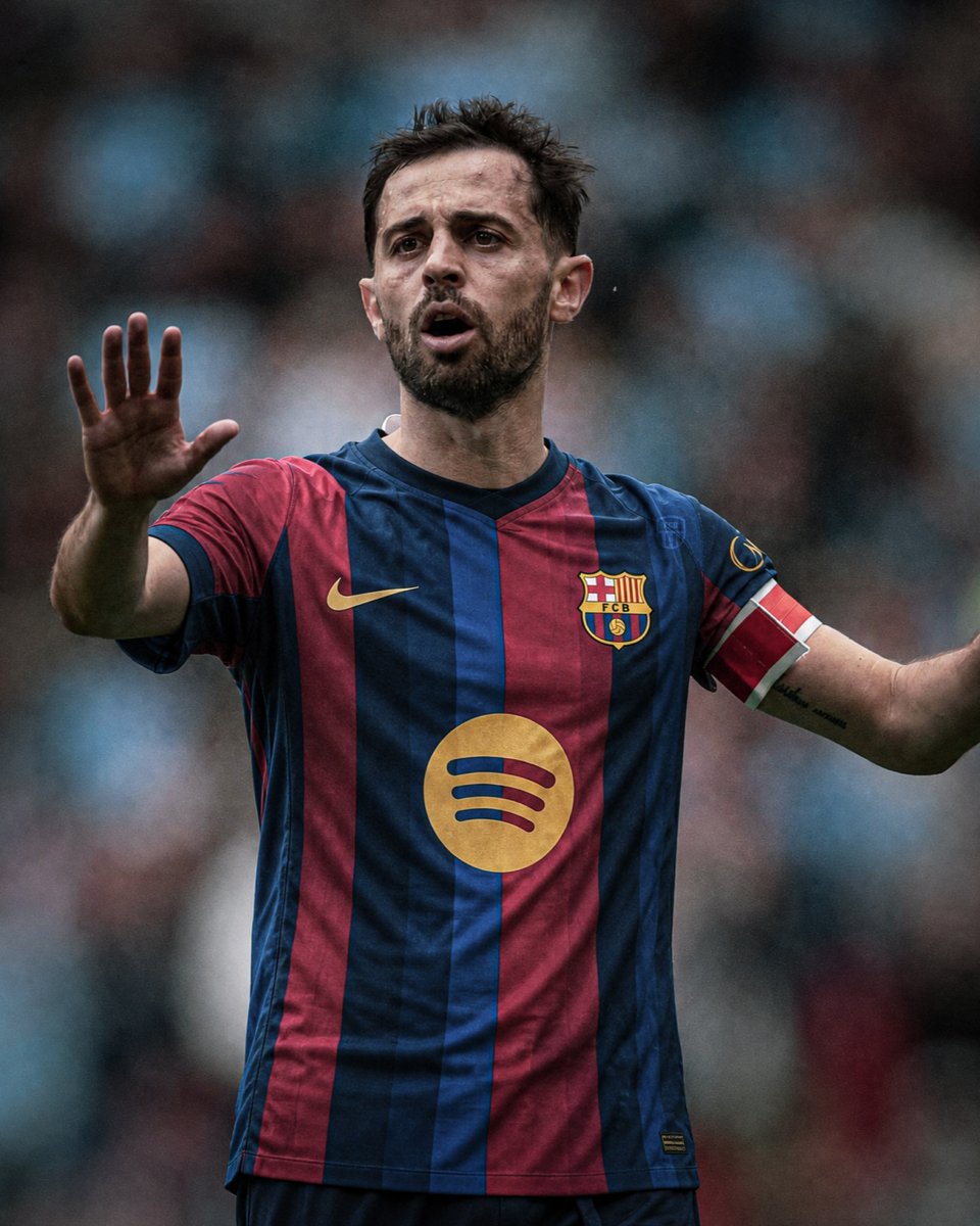 forcabarca_ar's tweet photo. 🚨🚨🚨🚨 

برشلونة قريب جدًا من حسم صفقة بيرناردو سيلفا

عقده حتى 2028 + عام اضافي

فليك وافق

النادي يعمل مع مينديز على بقية التفاصيل 

اتلتيكو مدريد قدم عرض أفضل لكن اللاعب يُريد برشلونة 

@Santi_J_FM https://t.co/DwLm6FeHoD