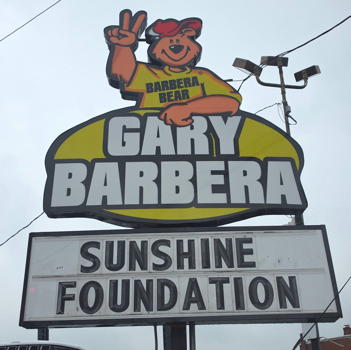 SunFound's tweet photo. Thank you, @GaryBarbera_, for your amazing support of #RunWalkBark4Dreams! 💛
Love seeing Sunshine Foundation on your sign—we’ll see the Barbera Bear tomorrow! 🐻
📍 Richboro, PA
Still time to join us—Run, Walk, or Roll! 🐾☀️
https://t.co/YhNwaPc19N https://t.co/jYnC82Zfhx