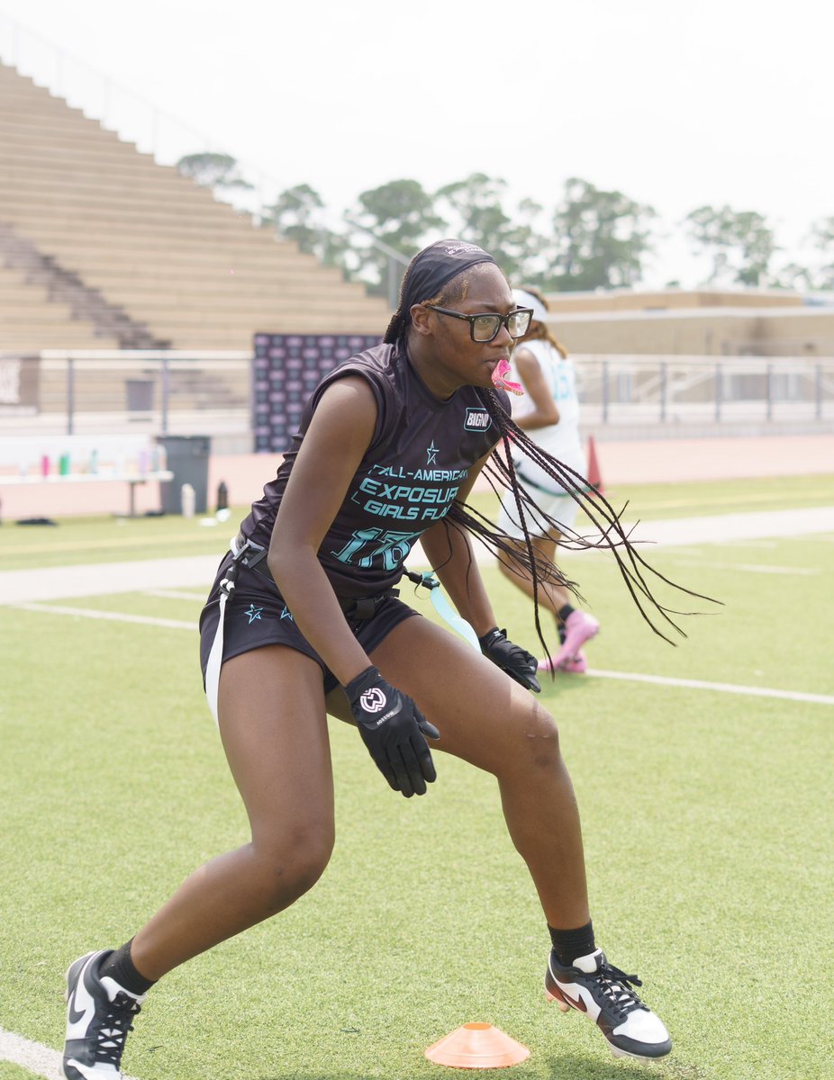 AAECamp's tweet photo. Houston! All-American Exposure Girls Flag Camp 🔥

#GirlsPlayFootball
#AllAmericanExposureCamp https://t.co/h1cVI3F9S0