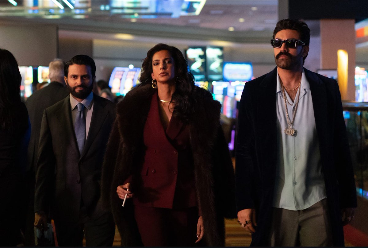 TVFanatic's tweet photo. Have you tuned into #DeliBoys on #Hulu yet? Let us convince you to give it a chance 😉🔗 https://t.co/u3wRs7Wqar The newest season of Deli Boys delivers heart-racing mob dealings and hilarious quips. Here's why you need to tune in! (By Sam Huang) https://t.co/0JmW3Tsadw