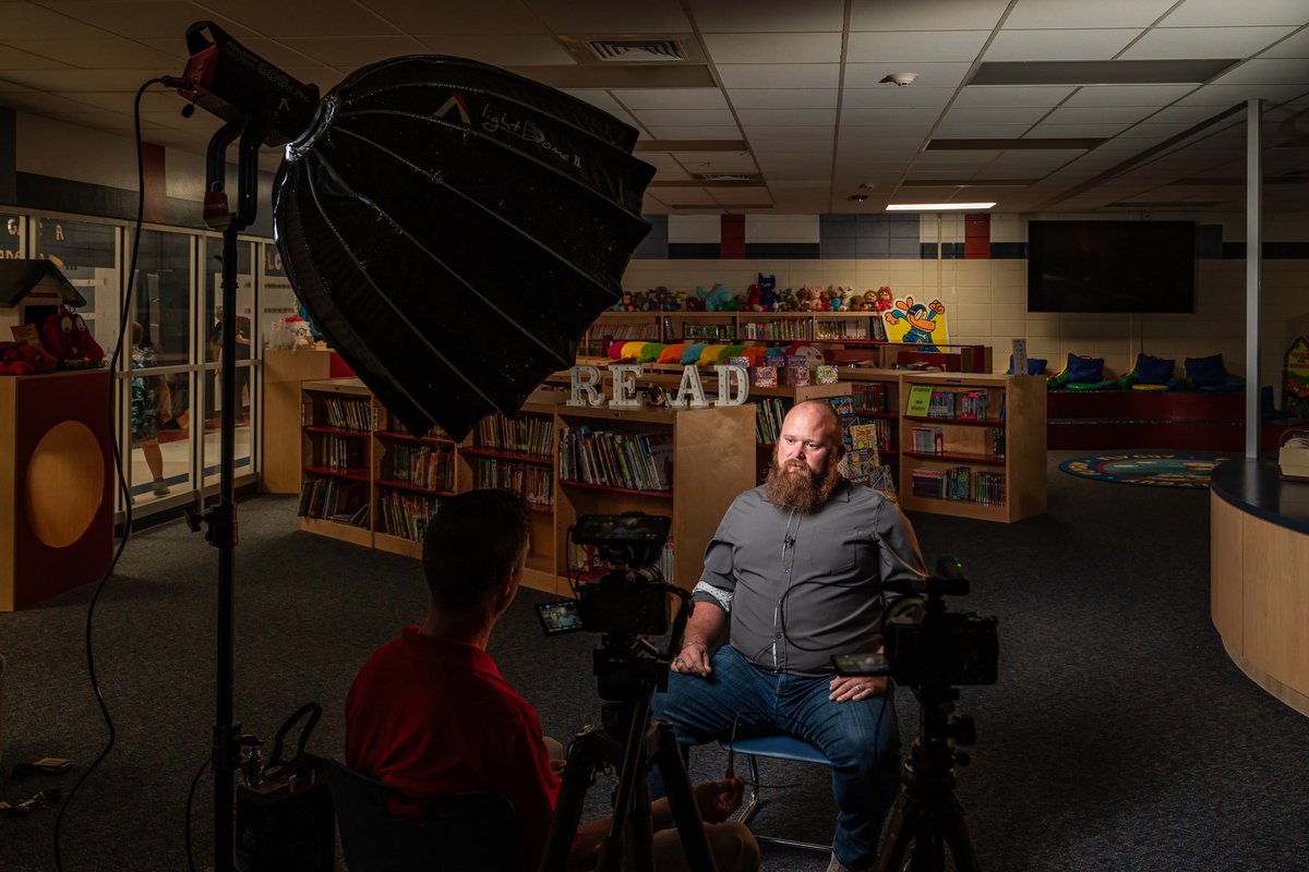_E3ES's tweet photo. Behind the scenes of our upcoming case study video! We recently sat down to film the story behind our TEMA Project of the Year award-winning work at Hardin-Jefferson ISD.

Keep an eye out for the final video dropping soon!

#E3EntegralSolutions #EnergyEfficiency #K12Education https://t.co/p21fsgc7v5