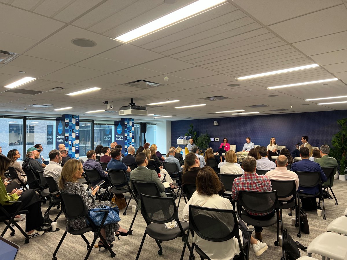 acquia's tweet photo. Yesterday’s CMO breakfast during Boston Tech Week, co-hosted with Zapier and VentureFizz, was a fantastic opportunity to connect with forward-thinking marketing leaders.

Thank you to everyone who participated, asked questions, and contributed their expertise. https://t.co/V8Eeq8c4DO