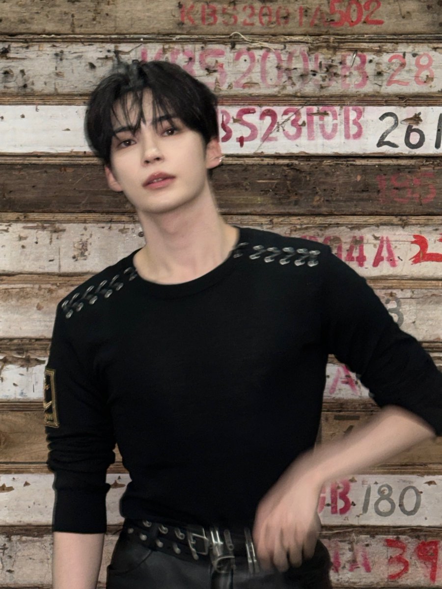 깨눈이 tweet media