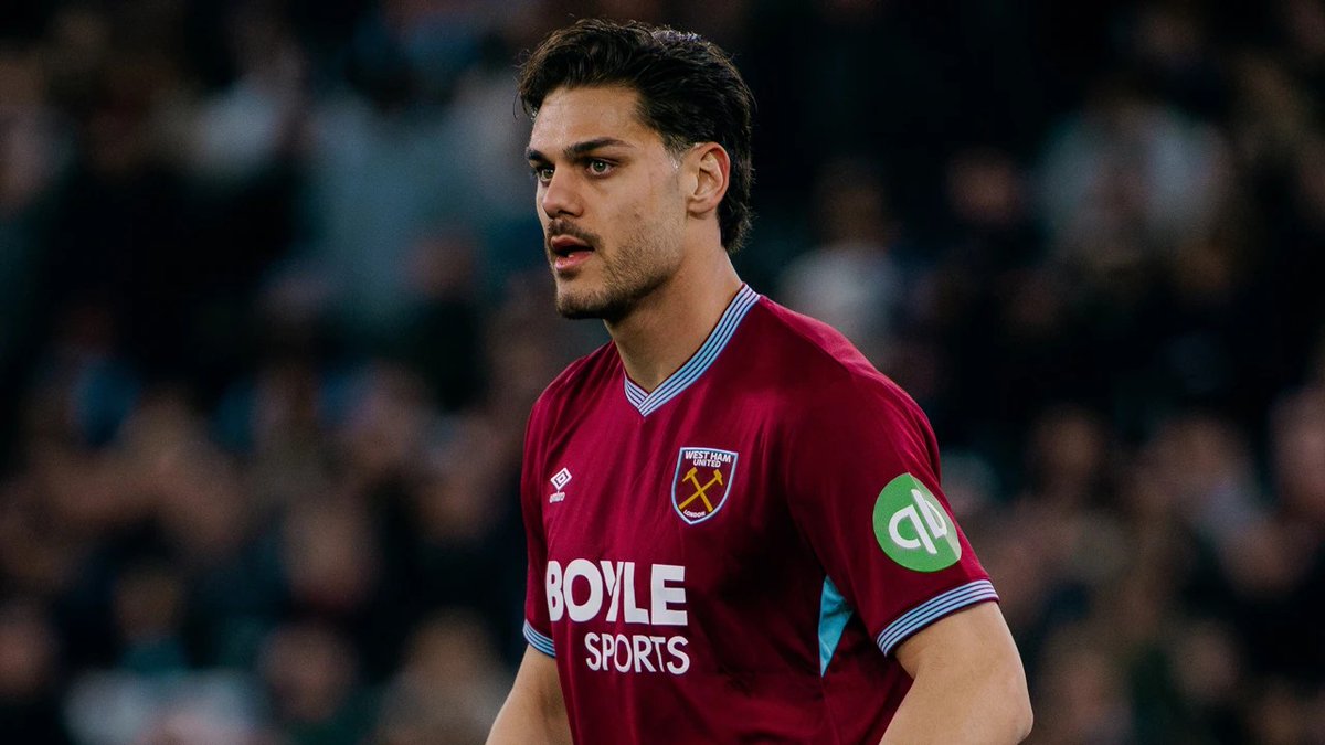 JhamM_NW's tweet photo. 🚨 #BorussiaDortmund are showing interest in signing Konstantinos Mavropanos this summer.
​The defender wants a new challenge following West Ham's relegation, with the German giants discussing him internally. A deal is expected to cost around €20m. https://t.co/6Ae3GPer2e