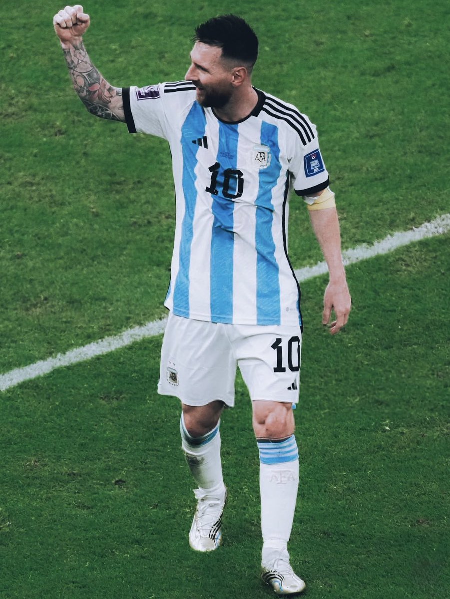 MundoMess10's tweet photo. One last dance 🇦🇷🐐 https://t.co/o9FDKWaONV