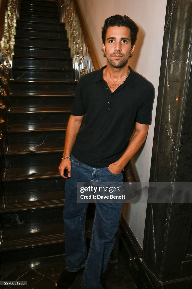 FrankelDaily's tweet photo. Fabien Frankel attending The Casting Directors' Lunch in London. https://t.co/0KZyohTQpm