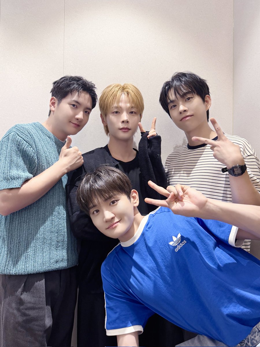 BAND LUCY | 밴드 루시 tweet media