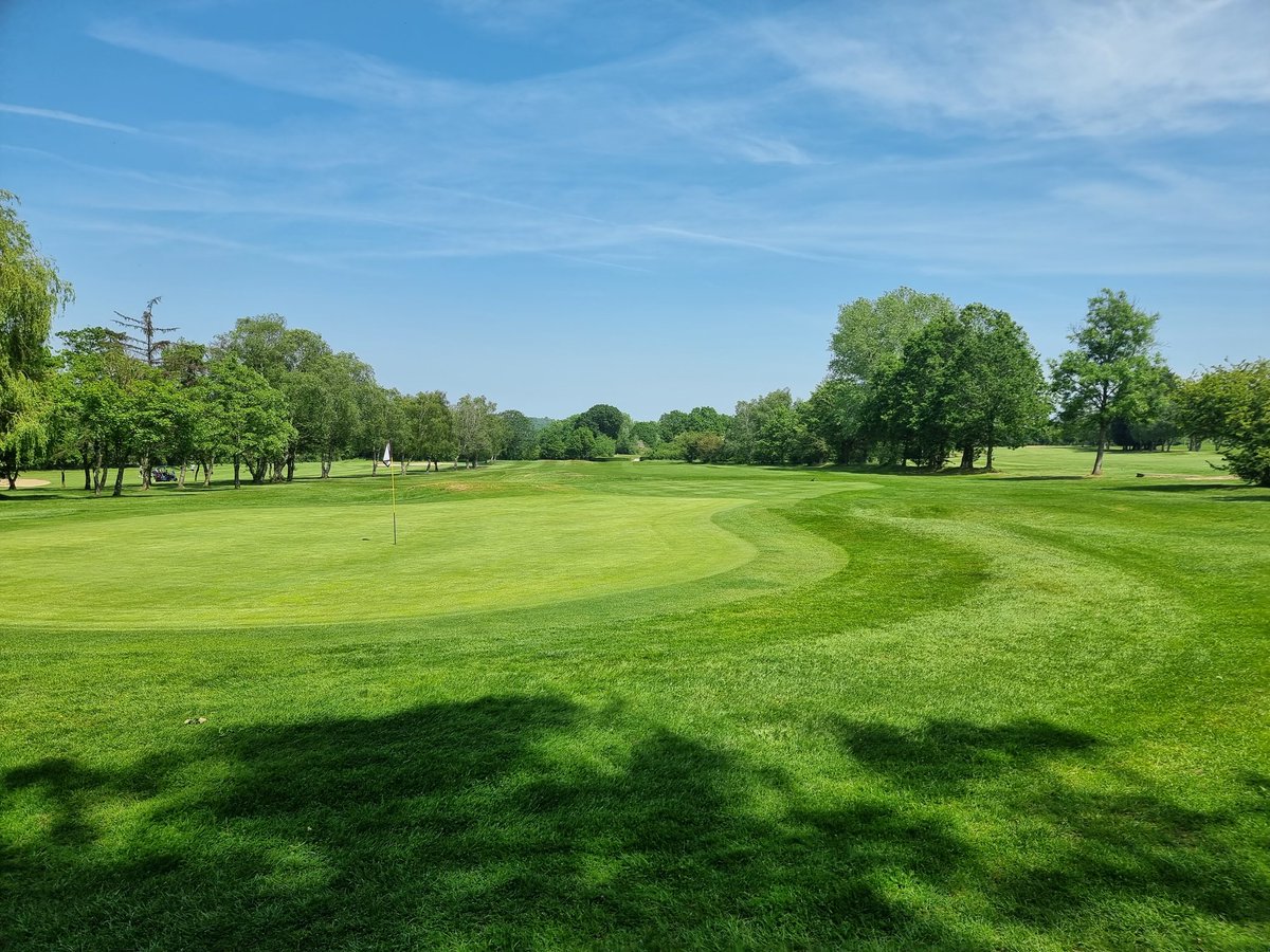 LeesHallGC's tweet photo. Short week great job @RyFiOwl @DannyTozzi23 @PeterWood216225 https://t.co/hsZJTHOjiZ