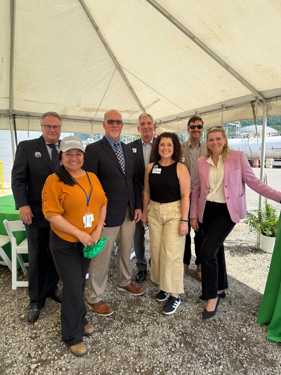 OKIRCOG's tweet photo. OKI was in attendance at the ribbon cutting for the Benchmark River and Rail Terminals new rail crossing project,  which was funded by a FRA CRISI grant and administrated by OKI. 

Congratulations to Benchmark on this new safety feature! https://t.co/TnlKOsGWS5