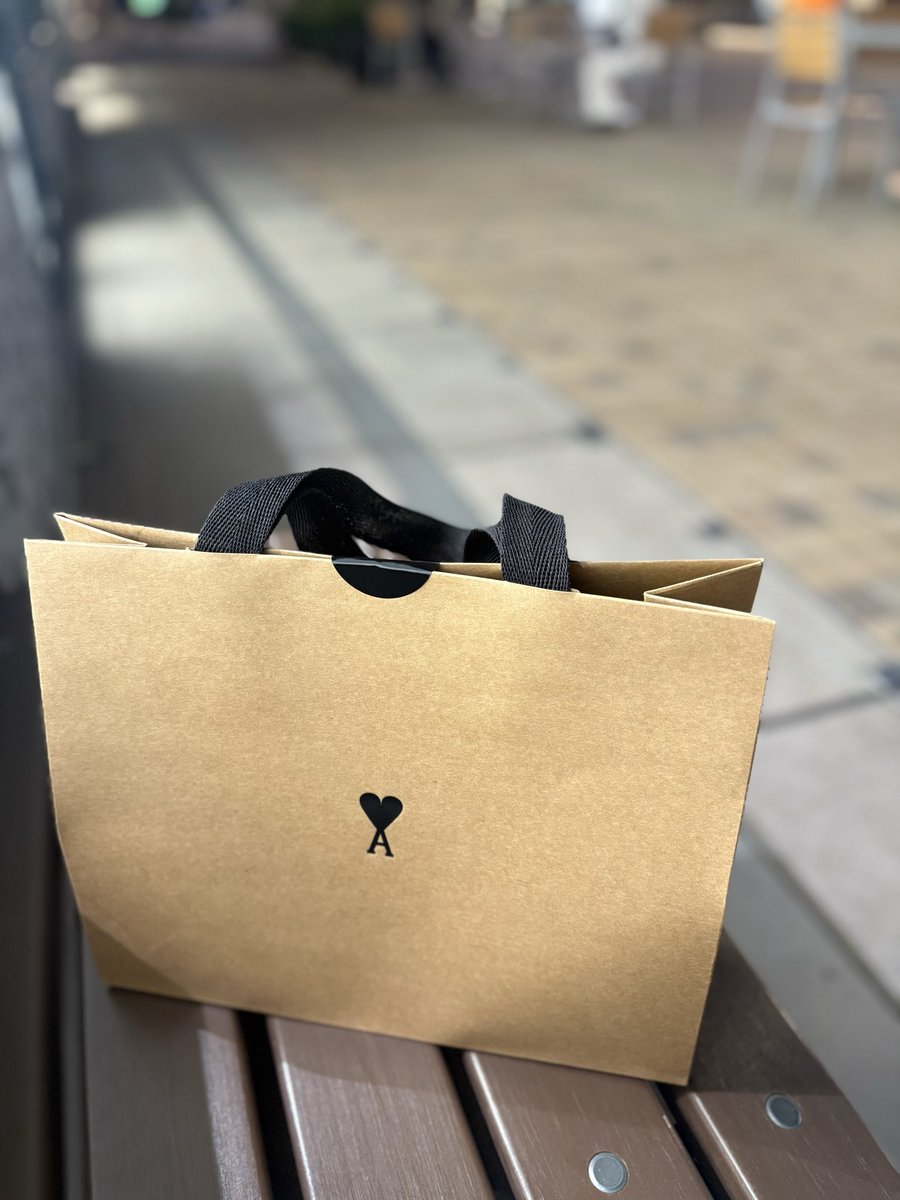 mvify37's tweet photo. 大した働きもしていないのに、社会に出ただけで偉いのでご褒美三昧♥ https://t.co/uvjFX60x9F