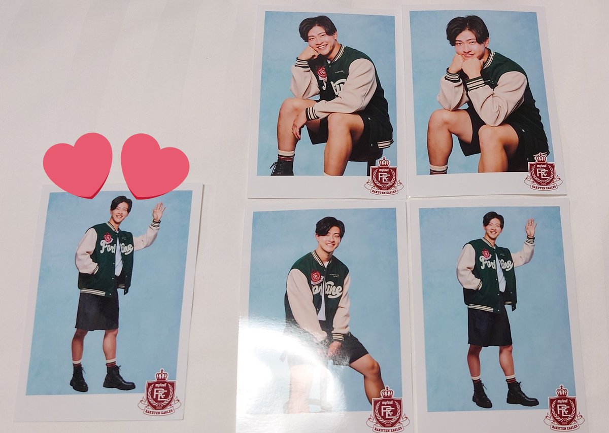 02180601's tweet photo. 楽天イーグルス Eコレ 交換
myfavE ブロマイド　17 古謝樹

譲 ♥が付いているもの
求 画像にないもの

5/30楽パにて交換可能です。
被りのため、もし他のものお持ちの方いましたら交換させていただきたいです。

定価にて購入も可能です。
よろしくお願いいたします。 https://t.co/uJrr1AcEs8