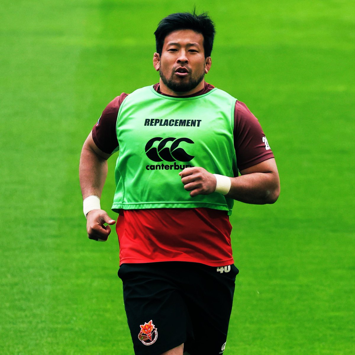 SIN_BIN_13's tweet photo. 東芝を愛し、東芝に愛された男。
最高のチームマン。息子でもおかしくない年齢なのに、組織の最年長として自分のありようを省みるきっかけを常にくれるロールモデルでした。応援させてくれてありがとう。お疲れ様でした。
#東芝ブレイブルーパス東京
#太い志 https://t.co/rnrZ4H8OZq