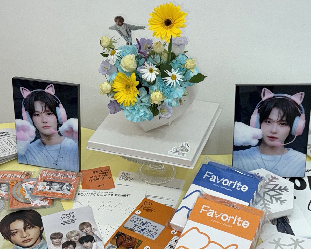 lovemybbang's tweet photo. 삐니 생일 추카해🤍🤍🤍😌🌻

#내_맘속의_HYUNBIN_BOMB 
#내가_버티는이유_구현빈 https://t.co/32FzPtWiBg
