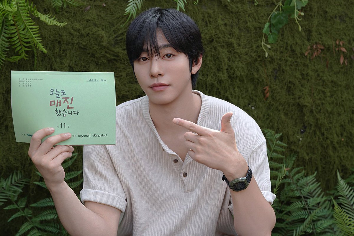 ahs_future_wife's tweet photo. 세상에미모좀봐
#안효섭_오매진덕에행복했다
안효섭이짱이다
#안효섭
#ahnhyoseop https://t.co/4UripyFlLk