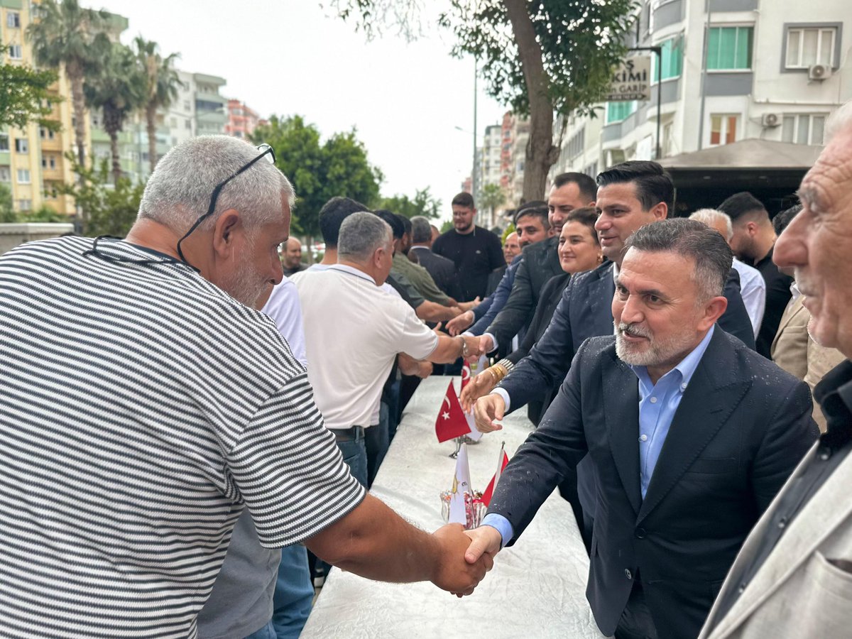 akkadinkozan's tweet photo. İl başkanımız sayın @Tamer_Dagli ’nın katılımlarıyla ilçe teşkilatımızla bir araya gelerek bayramlaşma programımızı gerçekleştirdik. 
Birlik ve beraberlik içerisinde nice bayramlara ulaşmayı temenni ediyor, tüm teşkilat mensuplarımıza iyi bayramlar diliyorum. https://t.co/wVDAu2r0Dv