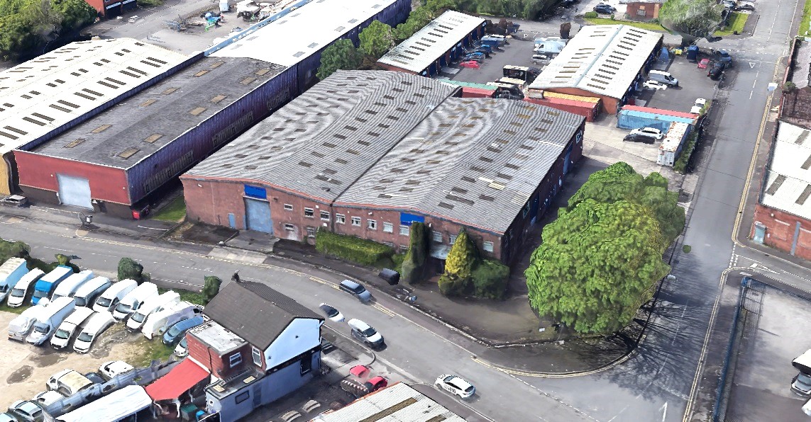 WTGunson's tweet photo. Joint agents @WTGunson  and Mark Warburton Chartered Surveyors have successfully let 1 Edward Street, Salford, Manchester, warehouse premises and yard (23,740 sqft) close proximity to Manchester City Centre. https://t.co/Ilyw9xXUsZ https://t.co/6lfTZJzZUs