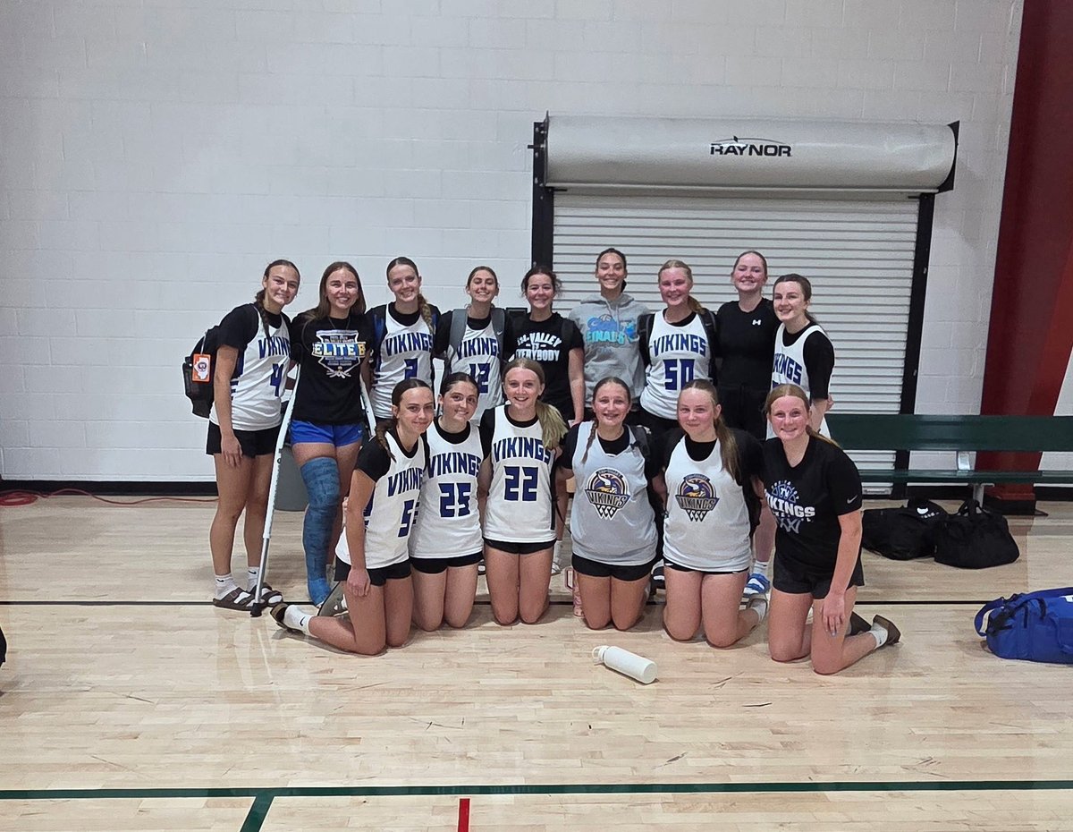 CoJackCity's tweet photo. Tri-Valley girls start the summer off right with Varsity and JV both going 2-0 in Lincoln! Good job ladies. @TV3vikings_gbb 
Thanks to our special guest JV coaches: @AddyFreihaut944 https://t.co/r0pokIAKPM