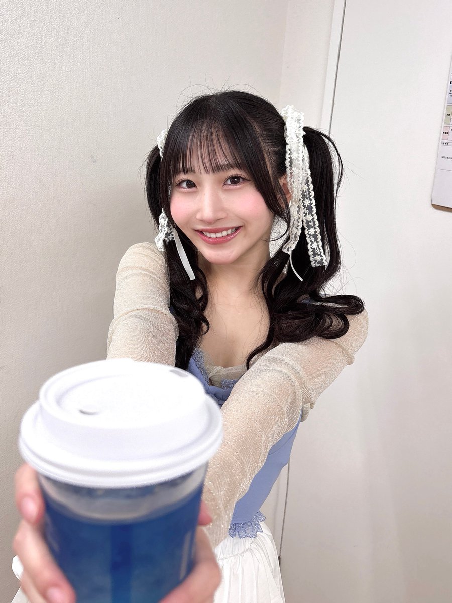 nami_maruchan's tweet photo. 今日もお疲れ様でした💘

なみといったんカンパイしよ〜🥂 https://t.co/lY8IW98N6O