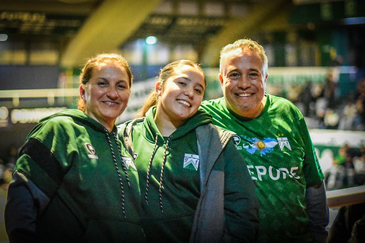 phyastein's tweet photo. Como arrancamos 
Como seguimos 

La familia siempre 💚📸 https://t.co/XOQ1MN2mSj