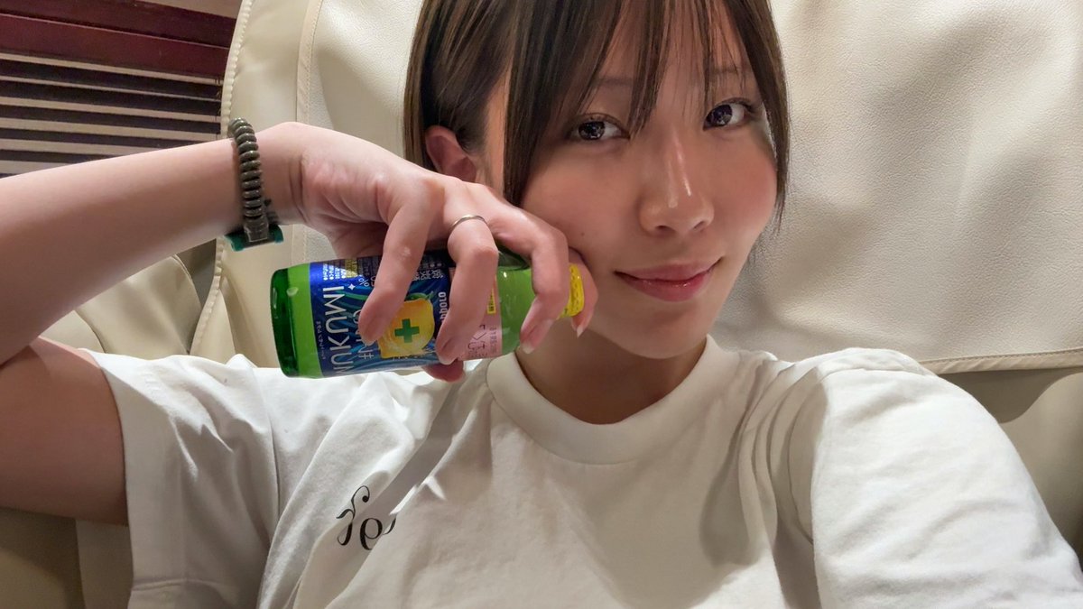 misonology's tweet photo. 自分で運転してスパ銭来た！
大人になって良かったと思う瞬間ナンバーワンこれだな〜

すっぴん顔薄い https://t.co/3RS6oCQf2r