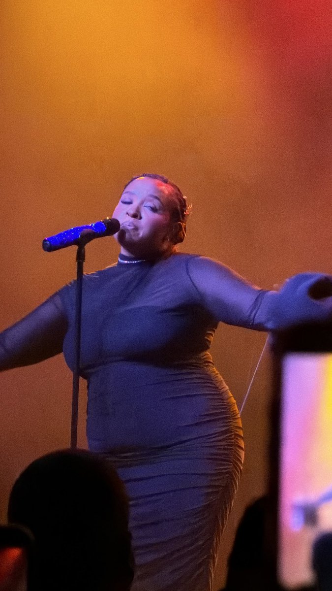 MrCarolina336's tweet photo. Got to see the Beautiful Alex Isley last night https://t.co/b3KKGbFR6V