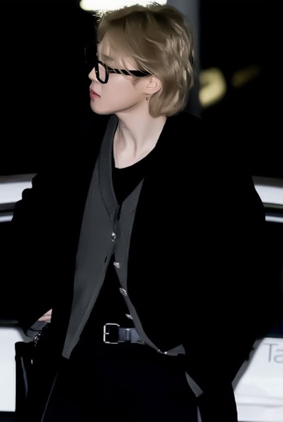 ༒︎ tweet media