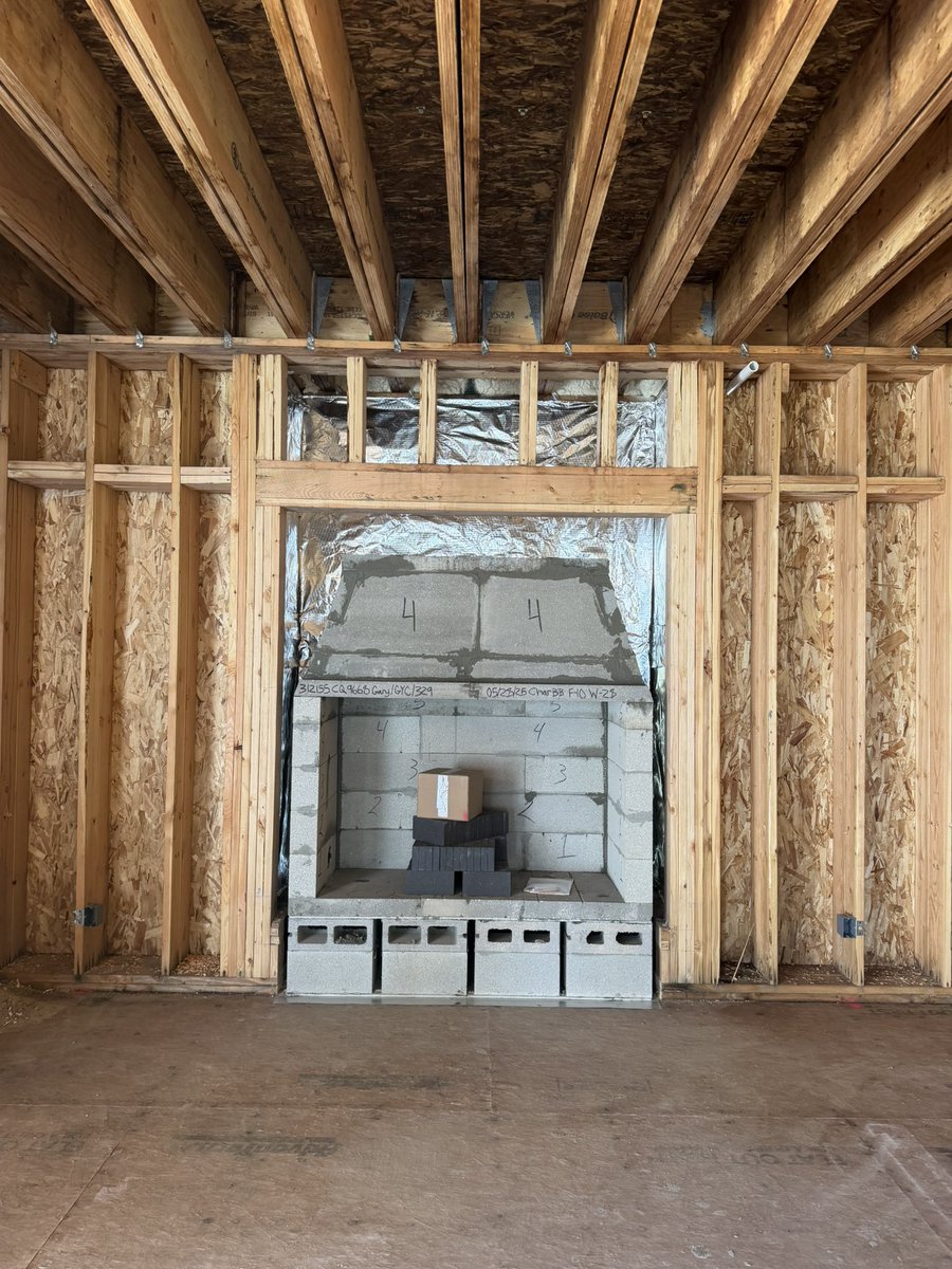 GMoney_1978's tweet photo. Custom fireboxes being installed at our colony project at white pine canyon! Bing push for progress @YoungTrayce and I getting it done!

Our european Reynaers windows coming in 45 days 🔥 https://t.co/1Dv1UWUXEJ