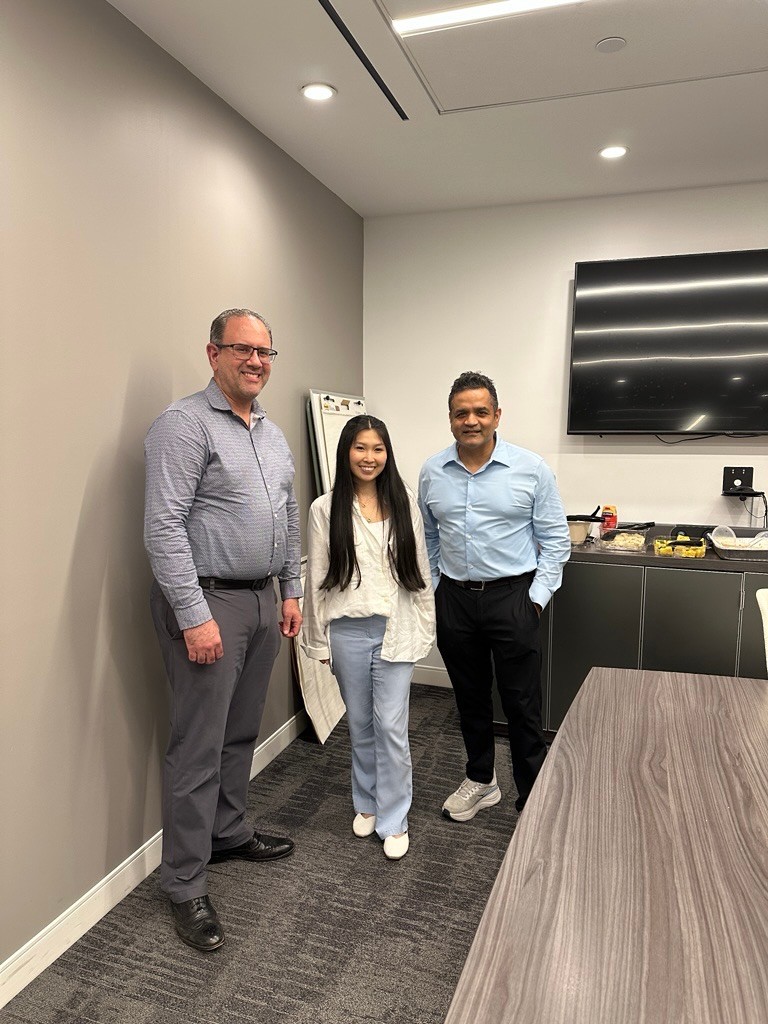 ddkinfotech's tweet photo. Yesterday, our team came together for a wellness potluck filled with healthy dishes, great conversations, and time to recharge together! 🥗🍎It was a great reminder that wellness goes beyond the workplace. https://t.co/m4sE2gZMOz