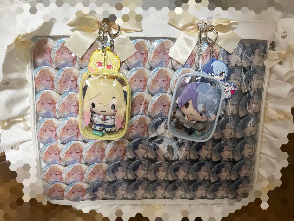 blyo_11's tweet photo. クリフェス2日間これで居ます～ https://t.co/pqTalYh0Te