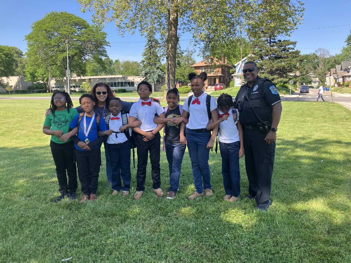 TPSProud's tweet photo. Old West End Academy TPS students heading back to class after participating in a shirt video with SRO Green about bus safety and stranger danger. They did an amazing job! 

#TPSProud
🟥🟦🟩🟨 https://t.co/FORD61TYv4