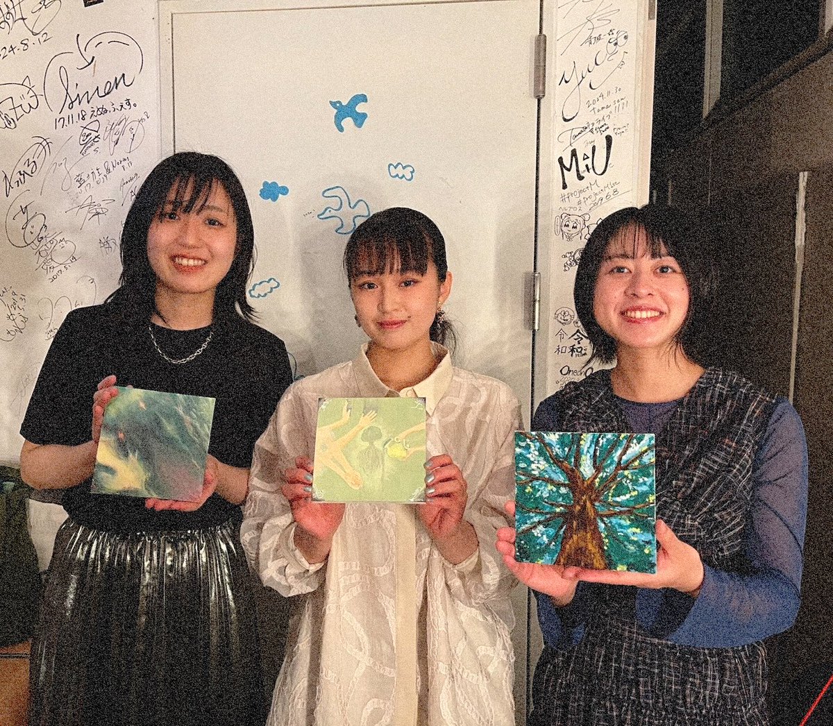 kotone_kubo's tweet photo. 久保琴音  × 〝美根〟  ×  藍谷凪 

美根ちゃん企画
　ありがとうございました🕊️🌳

楽しかったな〜！！この日に関わったみなさんが楽しんでくれてたのが伝わって
今とってもとっても嬉しいです
幸せ！改めてありがとうみねちゃん！ https://t.co/7b1oaPlorr