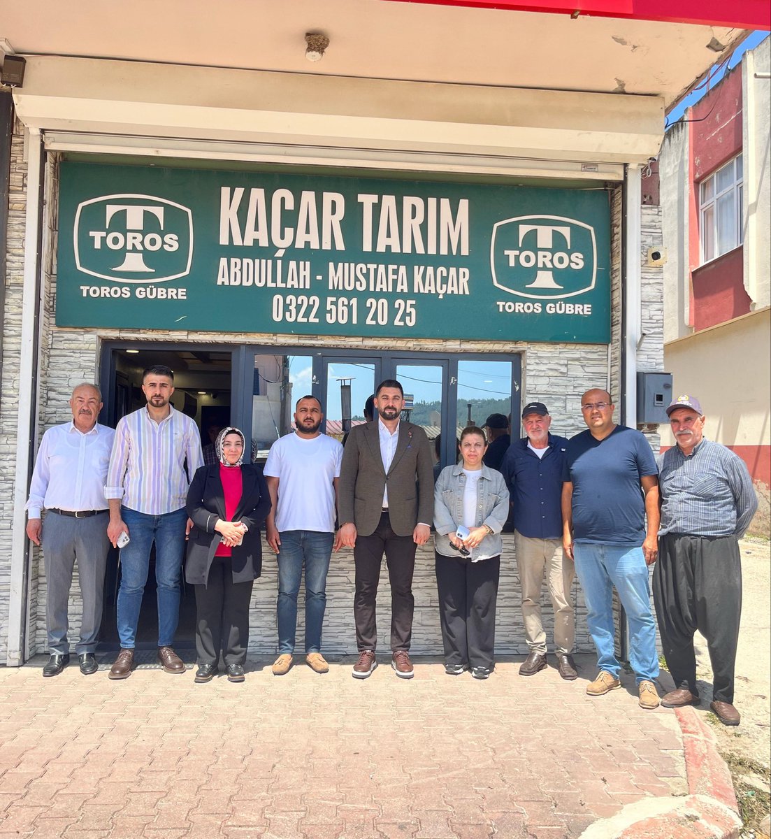 akincemal's tweet photo. 📍Çukurova / Salbaş

Kıymetli hemşehrimiz Dede Kaçar amcamızı hanesinde ziyaret ederek bayramlaştık. 🤍

Büyüklerimizin duası, samimiyeti ve hoş sohbeti bayramın en güzel tarafı… 

Rabbim muhabbetimizi, birlik ve beraberliğimizi daim eylesin.

#KurbanBayramı 

@omerrcelik @abuyukgumus @Tamer_Dagli @KaramikSunay @abdullahdogru01 @farukaytek