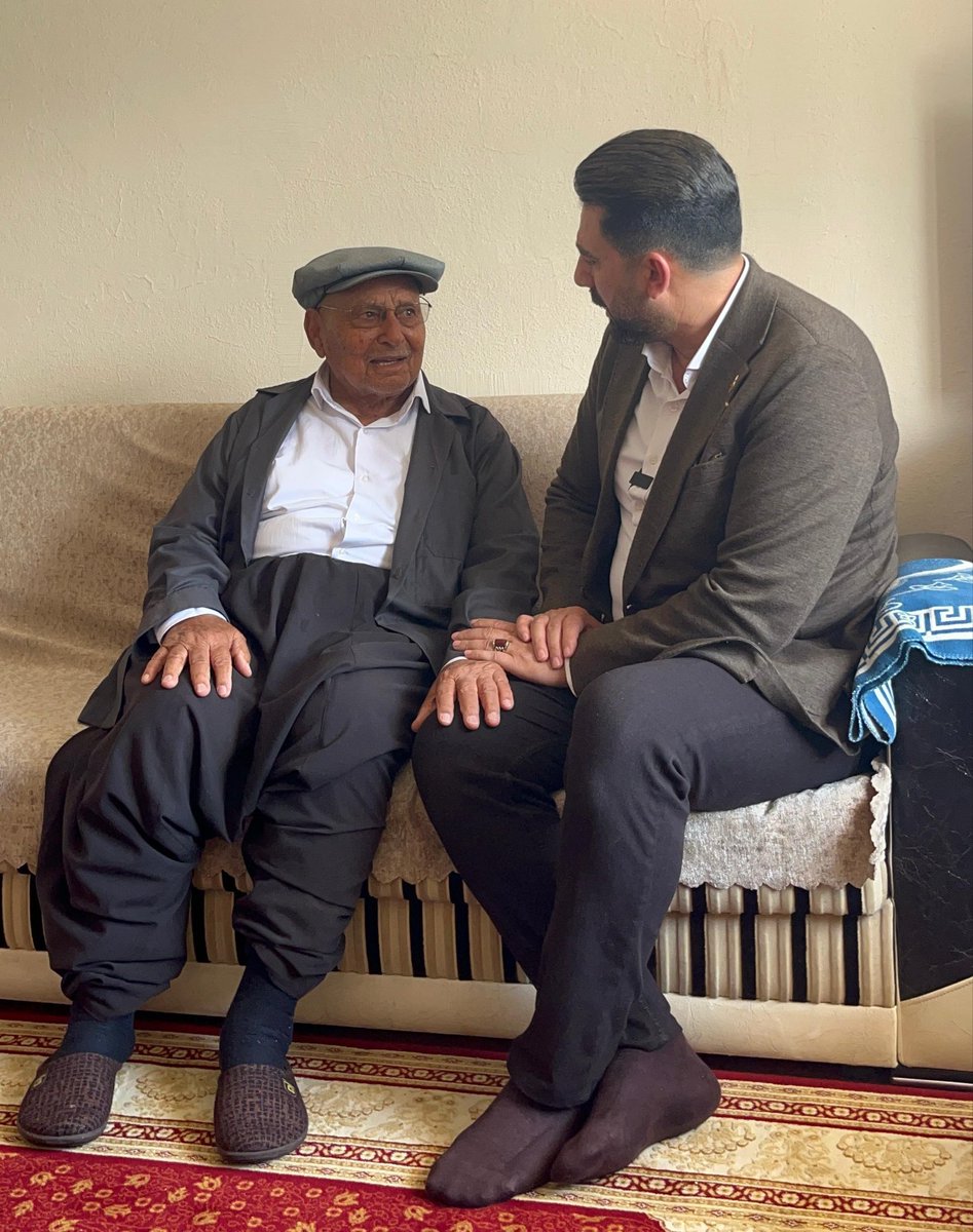akincemal's tweet photo. 📍Çukurova / Salbaş

Kıymetli hemşehrimiz Dede Kaçar amcamızı hanesinde ziyaret ederek bayramlaştık. 🤍

Büyüklerimizin duası, samimiyeti ve hoş sohbeti bayramın en güzel tarafı… 

Rabbim muhabbetimizi, birlik ve beraberliğimizi daim eylesin.

#KurbanBayramı 

@omerrcelik @abuyukgumus @Tamer_Dagli @KaramikSunay @abdullahdogru01 @farukaytek
