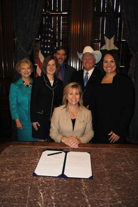 ProducerRondaK's tweet photo. Proudly working alongside @TXAlliance4Life since 2009 in effort to pass pro-life legislation here in the Great State of Texas! #TexasIsProlife https://t.co/qoyS1jzlLZ
