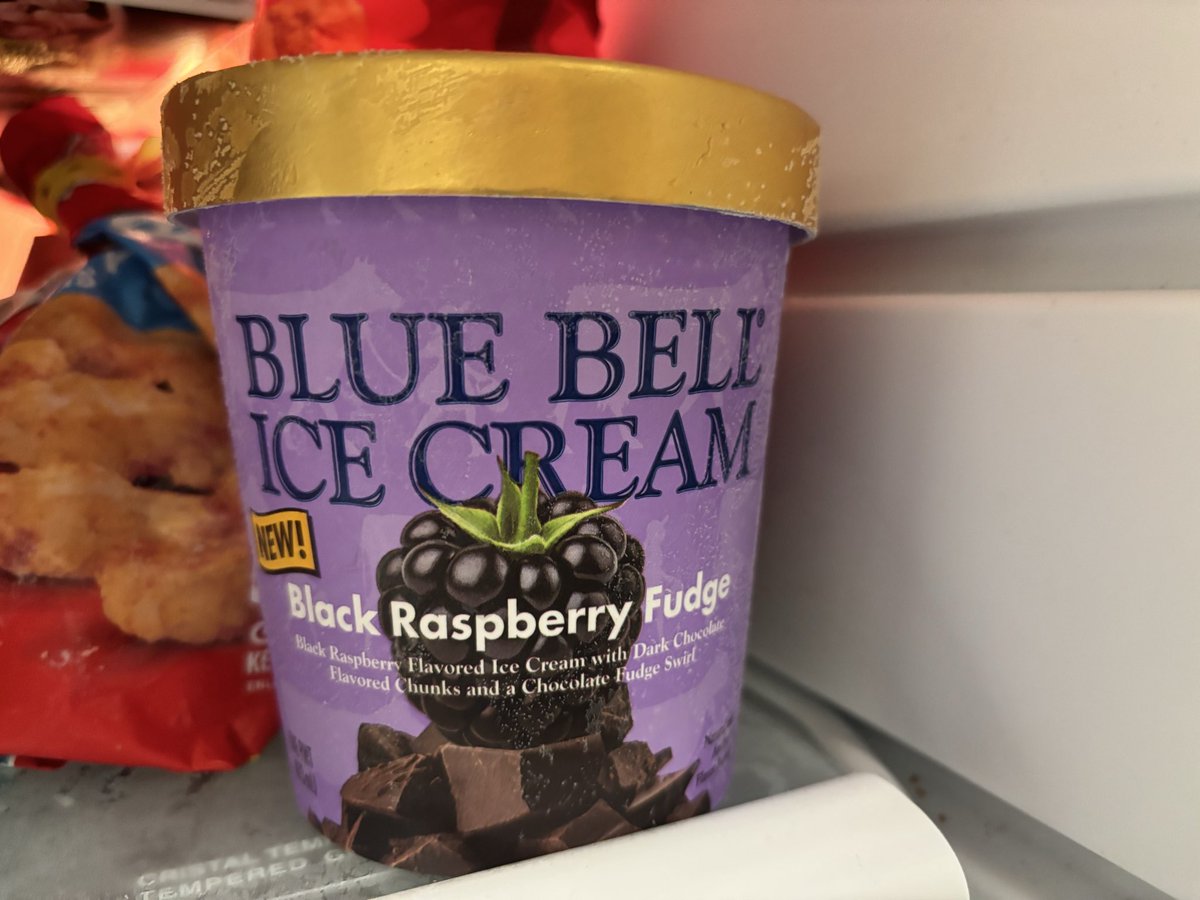 fertbottom's tweet photo. What tasty newbie(s) have you enjoyed? 😋

Here’s a berry fruity w/ a dark chocolate kick yummy treat to keep 🥶 during the 🥵 weekend 😋🤘

#Friyayvibes 🤗
#icecreamlover 😍 https://t.co/UGXaX7w4TZ