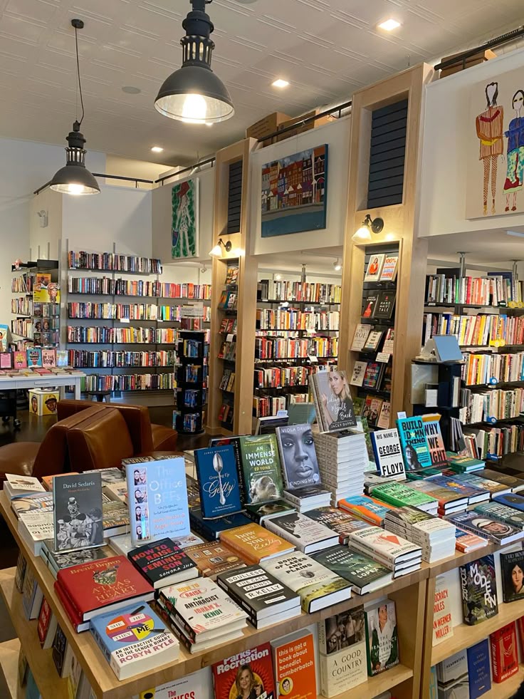 RuthSummie's tweet photo. Libraries are one of the last truly radical places left. https://t.co/6KQWuqXupv