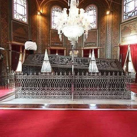 sofilerinmekan's tweet photo. İstanbul Mutlak Fethedilecektir...Onu fetheden komutan ne güzel komutandır,Onu fetheden asker ne güzel askerdir... Hz.Muhammed(s.a.v) https://t.co/bZGpECDZZd