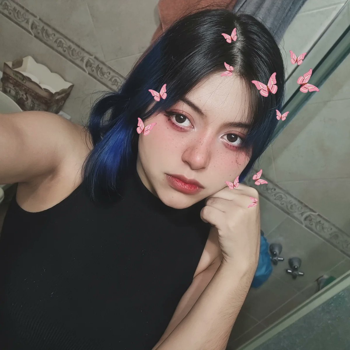 Umbrielith00's tweet photo. Yo y mi perra cara de orto 👍✨️
#FotoDelDía
#InstaPhoto https://t.co/eLZ4IjchCt