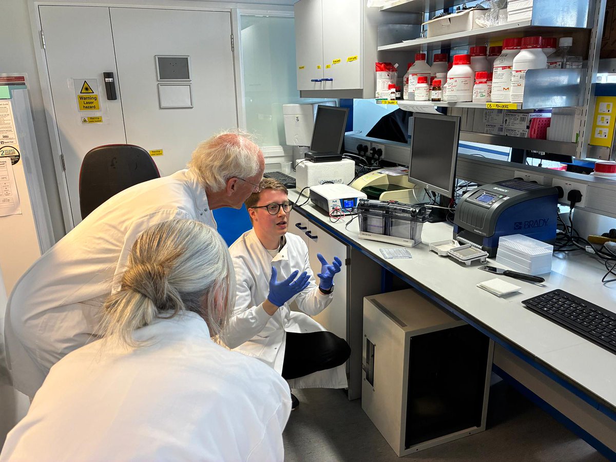 JamesAlzUK's tweet photo. I was very lucky to be able to host a lab tour at @uniofexeHLS Medical School yesterday, alongside some fantastic researchers that are funded by @AlzResearchUK. 

Thank you to the team at the university for making it such a brilliant day &amp; to our guests for being so engaged! https://t.co/lLQPgD5qHv