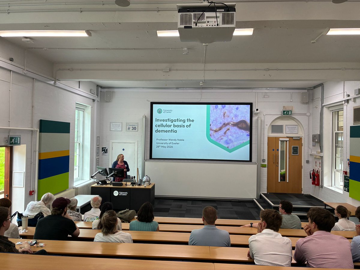 JamesAlzUK's tweet photo. I was very lucky to be able to host a lab tour at @uniofexeHLS Medical School yesterday, alongside some fantastic researchers that are funded by @AlzResearchUK. 

Thank you to the team at the university for making it such a brilliant day &amp; to our guests for being so engaged! https://t.co/lLQPgD5qHv