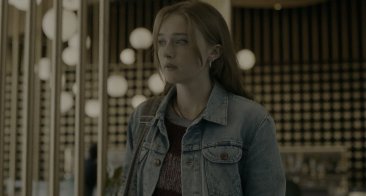dianabellfort's tweet photo. All I know is that Jules being behind Fifth Line and Grace being called a liar by everyone at Briar is going to be related and the best part is that besides the big kiss at the cafeteria Logan is gonna be really upset and do everything he can to stop that shit
pls make it happen https://t.co/80JboA8DDa