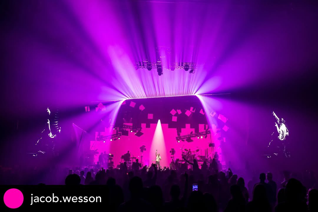 TheRobeWay's tweet photo. It’s that #FridayFeeling out on the @thisisLANY ‘Soft World Tour’ with lighting designer Jacob Wesson working with production designer Jed Skrzypczak &amp; @Robelighting ESPRITE, FORTE, MegaPointe &amp; Spiider luminaires, plus RoboSpot followspot systems, all supplied by @FuseTechnical. https://t.co/1JEEVTZRGI