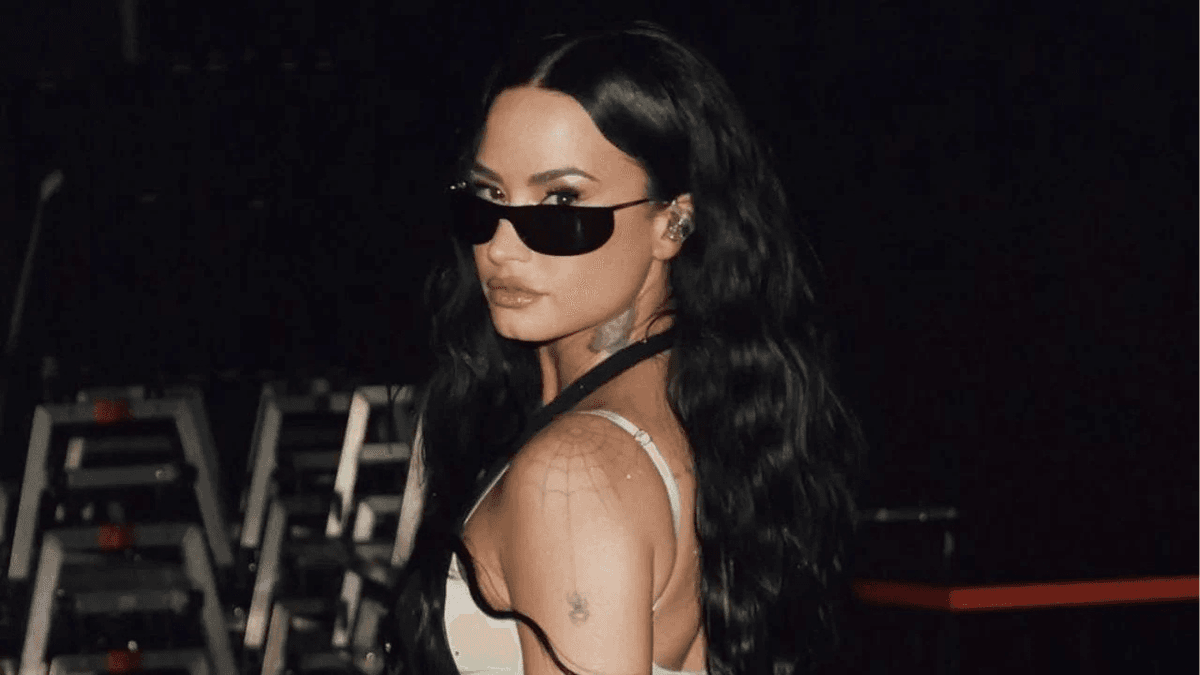 poptime's tweet photo. Demi Lovato esgotou seu segundo show no Suhai Music Hall, espaço intimista para 7.700 pessoas, em apenas 40 minutos. https://t.co/TtI9nLHsau