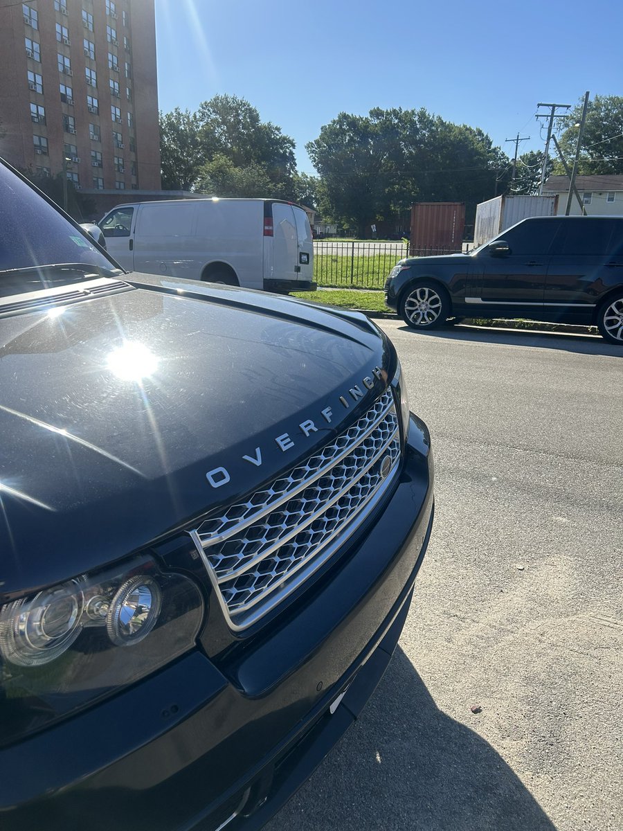 drDooYOU's tweet photo. 🚙🚙🚐fleet growing off the muscle #slowbucks to mo bucks 🤞🏾🤑 https://t.co/LY2UgJ5Ldf