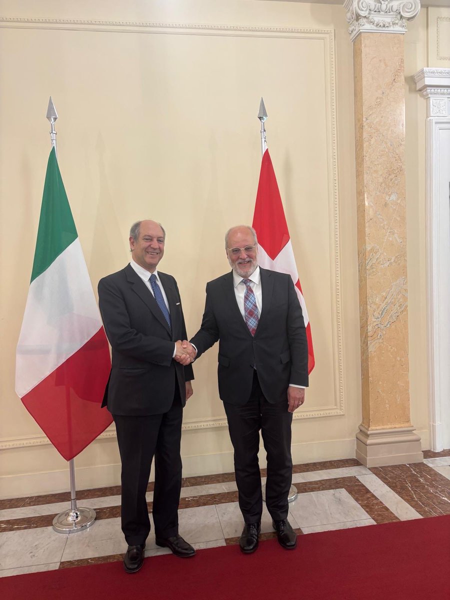 ItalyinCH's tweet photo. Secrétaire général  de la  #Farnesina Amb Guariglia à #Berne pour consultations avec Secrétaire d’Etat DFAE Fasel Au centre des entretiens la protection des victimes italiennes de la tragédie de Crans-Montana et de leurs familles relations bilatérales et questions internationales https://t.co/PJOoKLOsc2