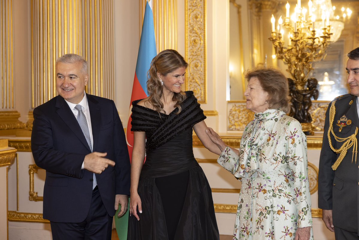 ElinSuleymanov's tweet photo. What an incredible, joyful celebration of Azerbaijan's Independence Day at London's iconic Lancaster House!

Thank you to Members of @UKParliament, our colleagues from the diplomatic corps &amp; our friends from all over the United Kingdom🇬🇧 for joining us to celebrate Azerbaijan🇦🇿 https://t.co/SCphW0HA2P