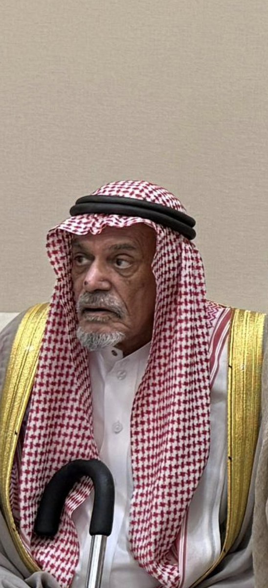 Al_khofiFamily's tweet photo. بحضور عددٍ من أبناء الأسرة، يتقدمهم عميد العائلة الأستاذ/ علي بن صالح، تم تبادل التهاني والتبريكات بمناسبة عيد الأضحى المبارك لعام 1447هـ.
وقد تخلل اللقاء كلمة ترحيبية ألقاها الشيخ الدكتور/ ماهر بن سعد، عبّر فيها عن مشاعر الألفة والمحبة وأهمية صلة الرحم وتعزيز الروابط الأسرية.
واختُتم اللقاء بالدعاء بأن يحفظ الله أمننا وبلادنا وولاة أمرنا من كل شرٍ ومكروه، وأن يديم على الجميع الصحة والخير والبركات.
وكل عام والجميع بخير.
